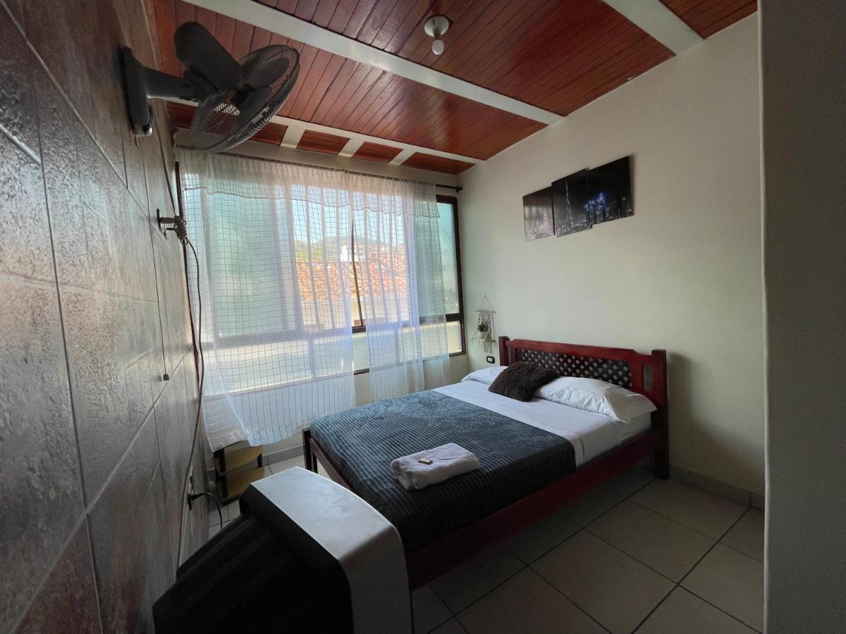 Otono Hostel San Gil Eksteriør billede