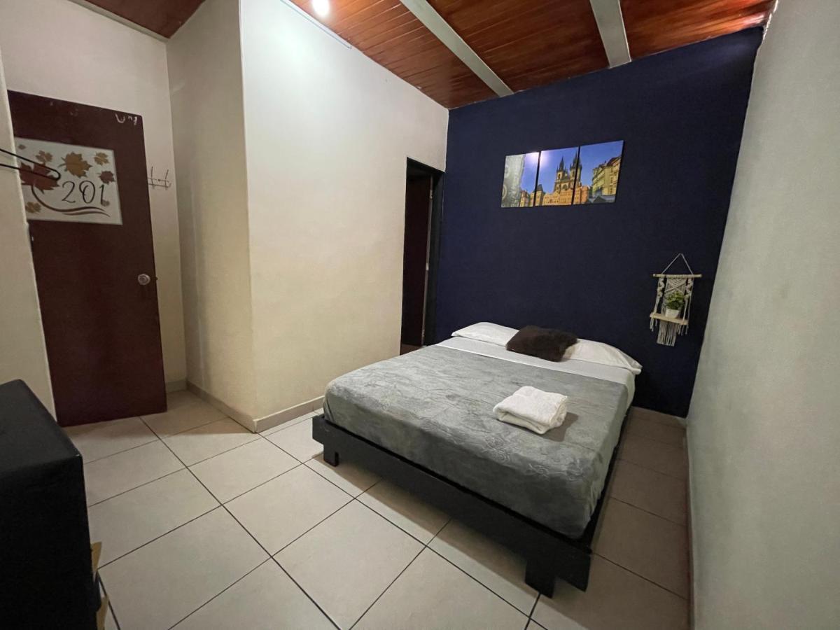 Otono Hostel San Gil Eksteriør billede