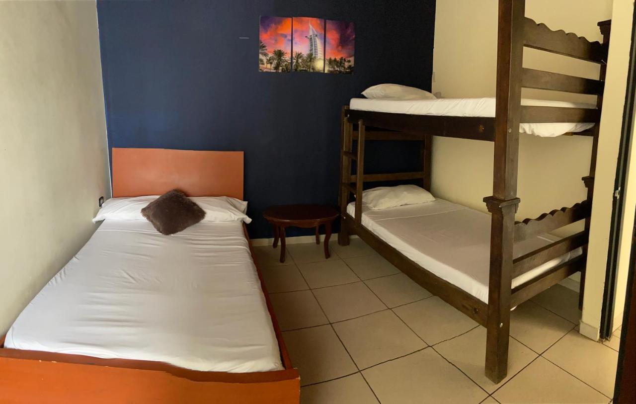 Otono Hostel San Gil Eksteriør billede